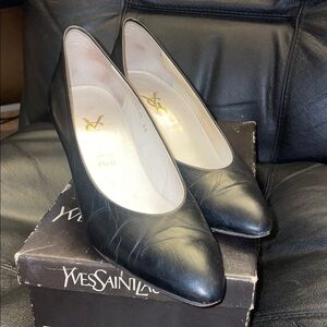 Yves Saint Laurent Black Leather Heels